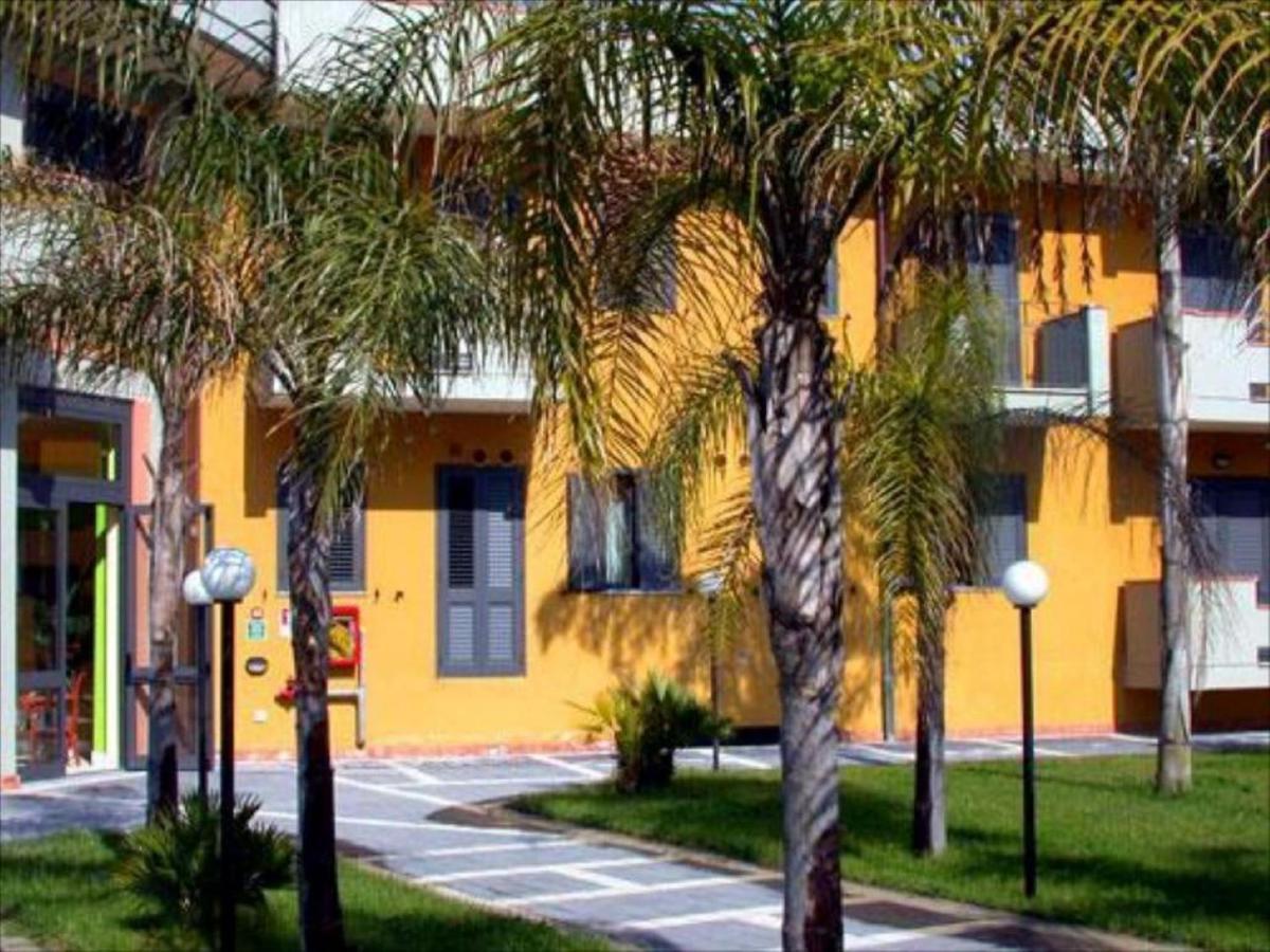 Oasi Park Hotel Mascali Eksteriør billede