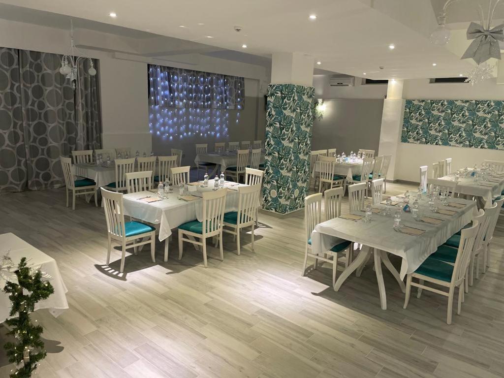 Oasi Park Hotel Mascali Eksteriør billede
