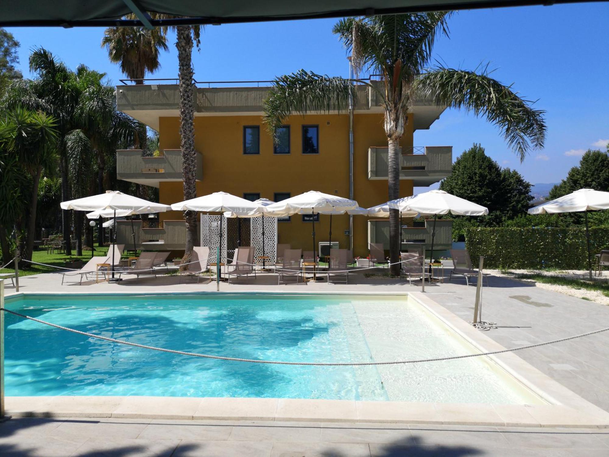 Oasi Park Hotel Mascali Eksteriør billede